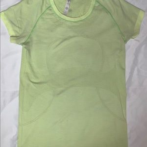 Lululemon Swiffly Tech